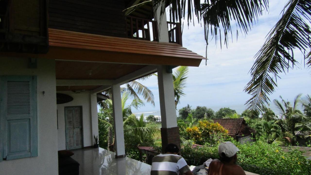 Dikaloha Surfschool And Stay Airsatang Exteriér fotografie