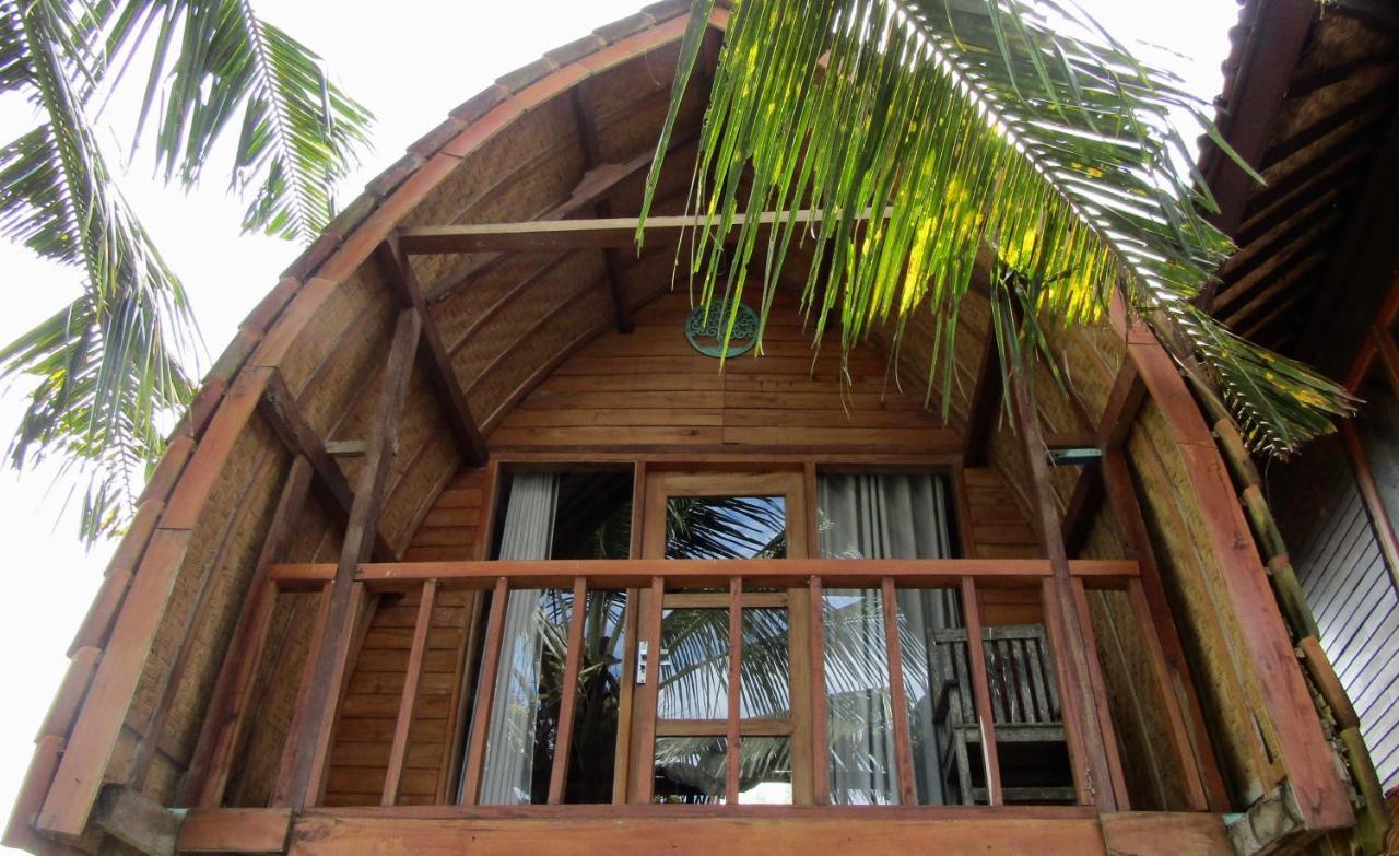 Dikaloha Surfschool And Stay Airsatang Exteriér fotografie